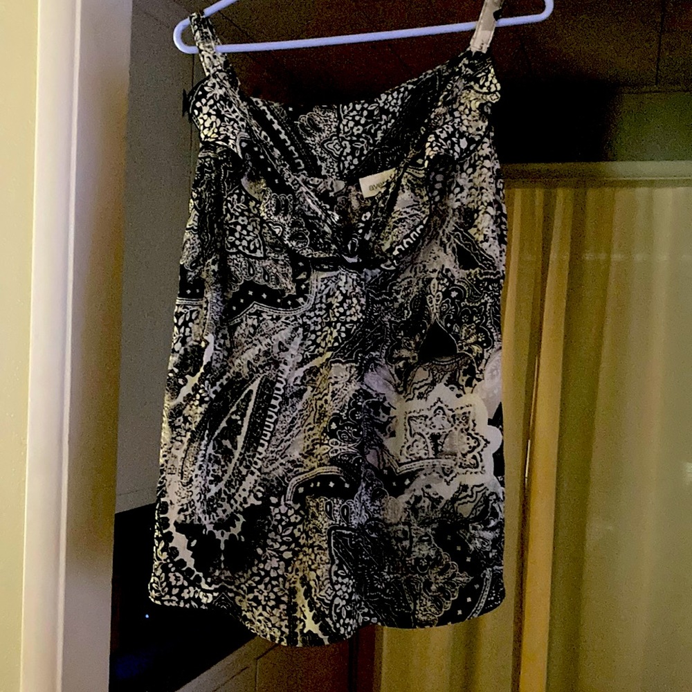 Avenue rarely worn beautiful sleeveless top